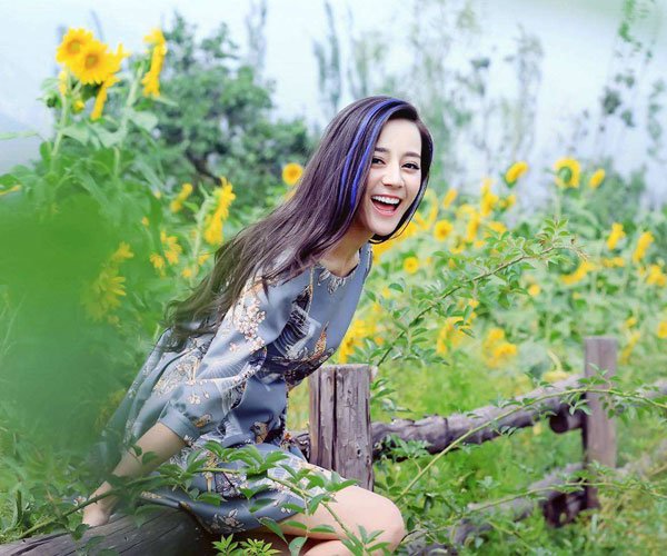迪丽热巴不雅3部曲怎么回事 女子并非迪丽热巴本人
