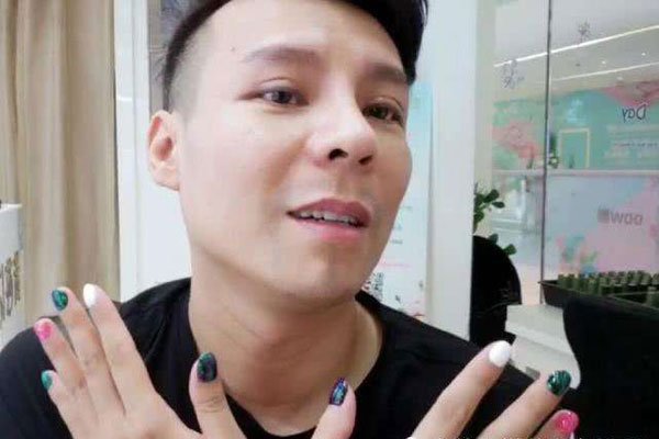 灵魂刀神1v9事件 打嘴炮的视频让他一战成名