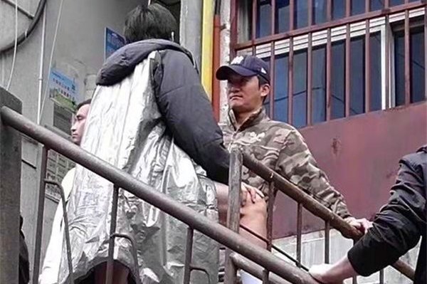 吴京客串发现剧组太穷怎么回事 应该是没有客串