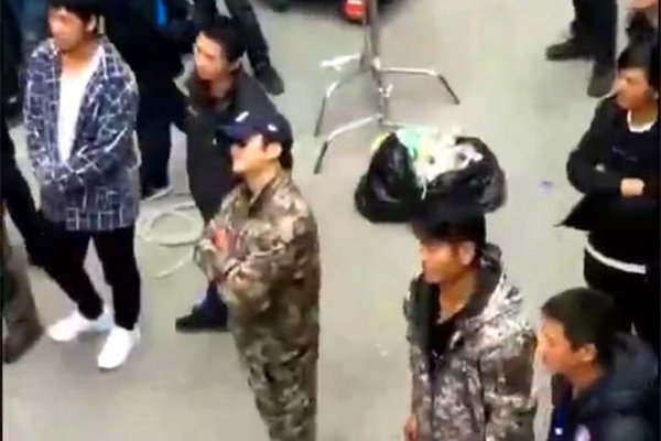 吴京客串发现剧组太穷怎么回事 应该是没有客串