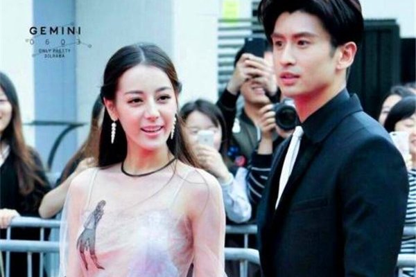 迪丽热巴没有男朋友 绯闻对象都是自己的同事